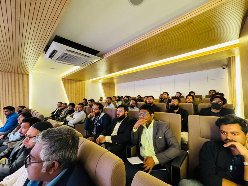 Community and speaking atmosphere at Cloud Native Bangladesh Meetup